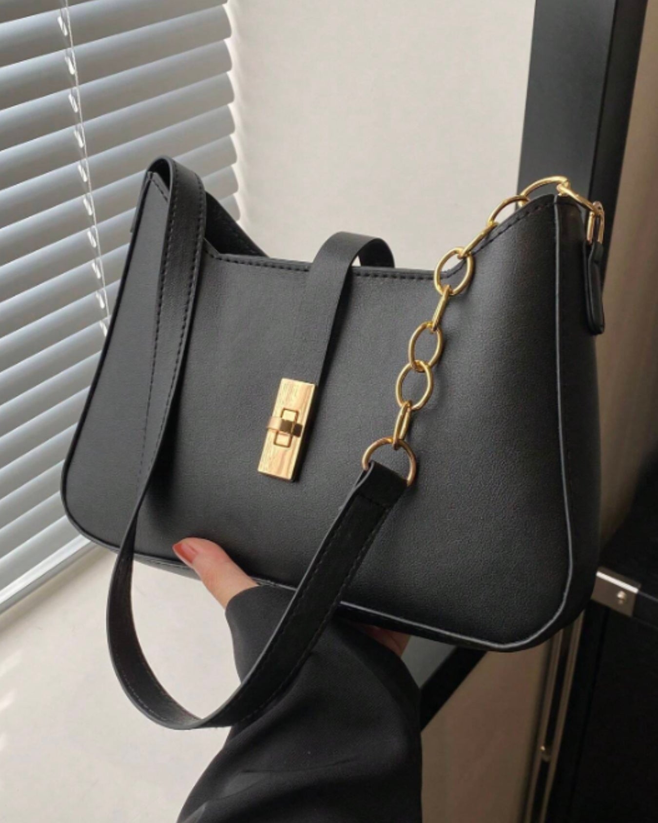 Classic Lock Bag